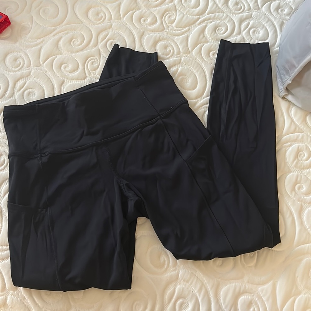 Lululemon Fast & Free 7/8 Tight II *Non-Reflective Nulux 25"
Black